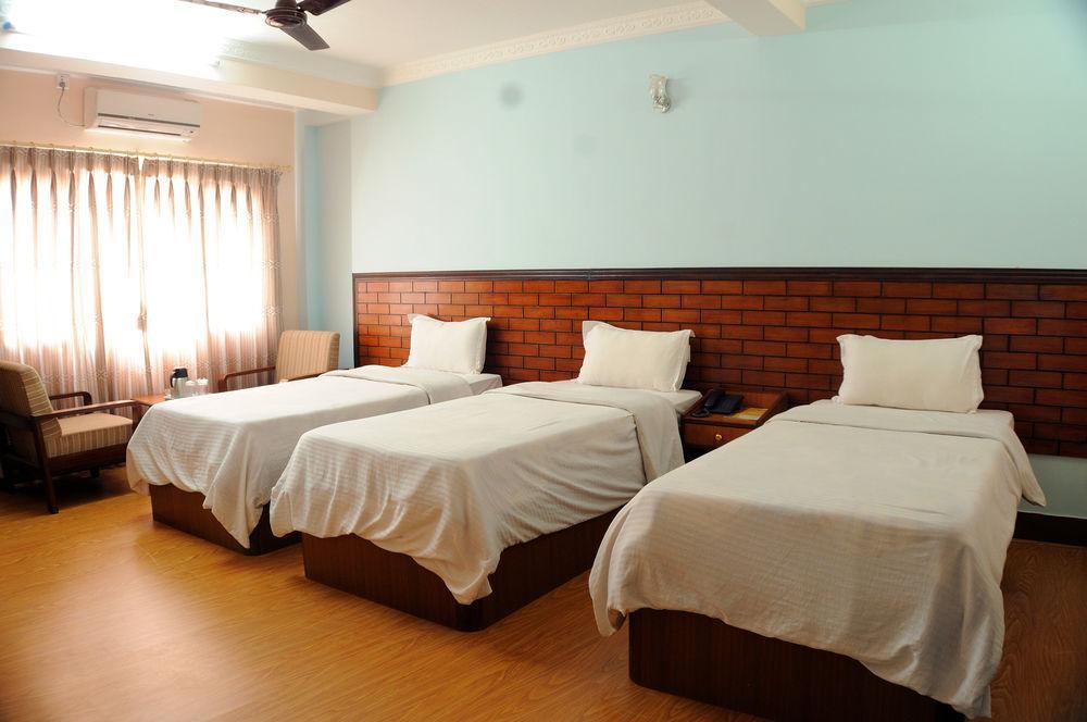 Hotel Brihaspati Katmandu Zewnętrze zdjęcie