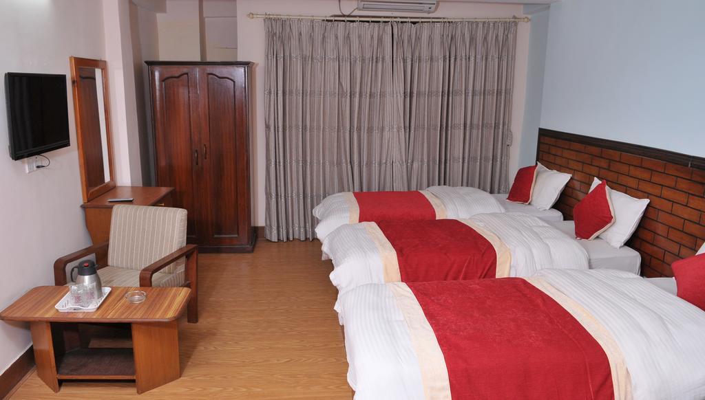 Hotel Brihaspati Katmandu Zewnętrze zdjęcie
