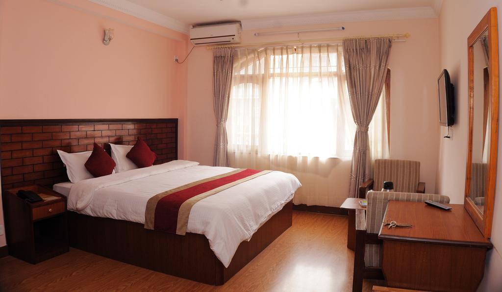 Hotel Brihaspati Katmandu Zewnętrze zdjęcie