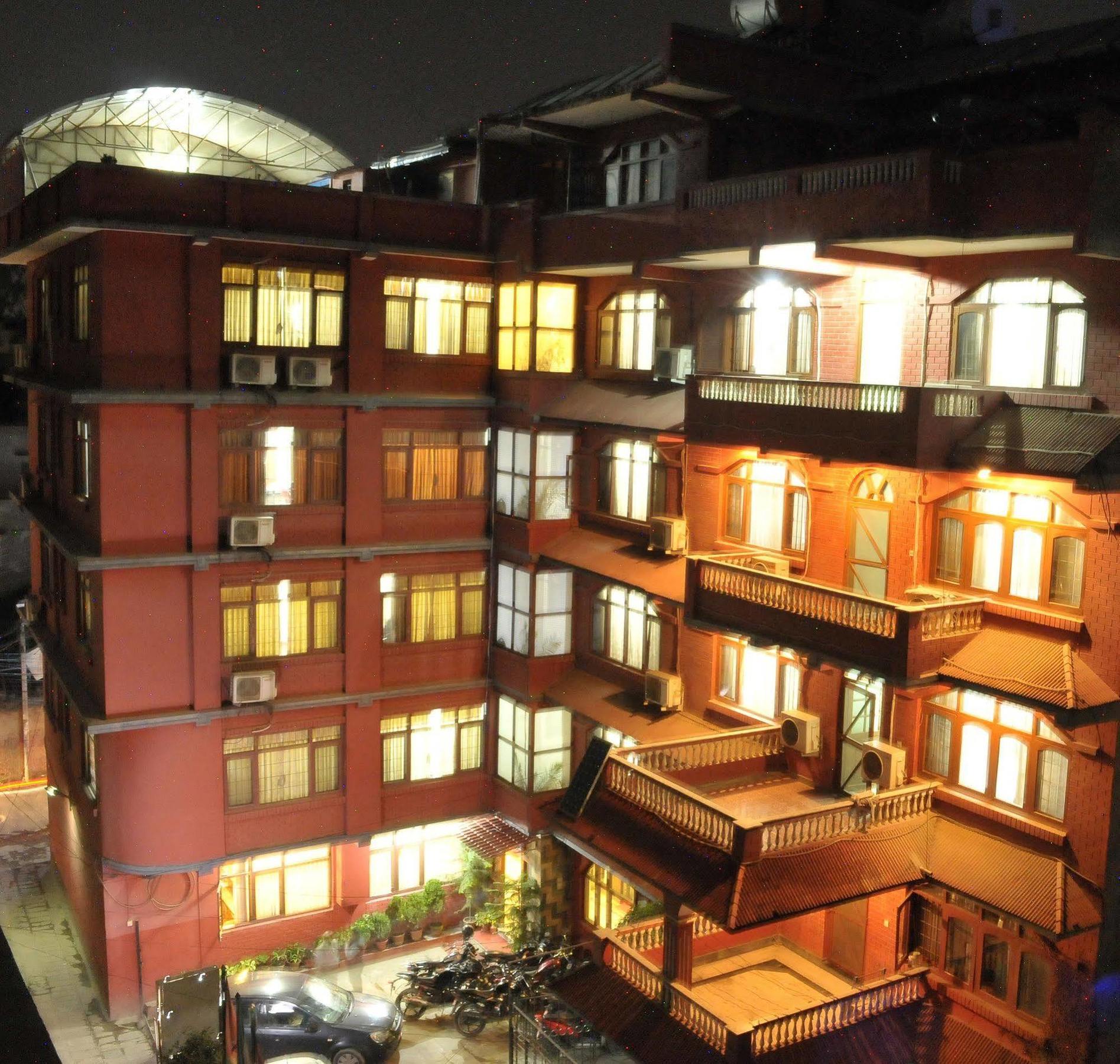 Hotel Brihaspati Katmandu Zewnętrze zdjęcie