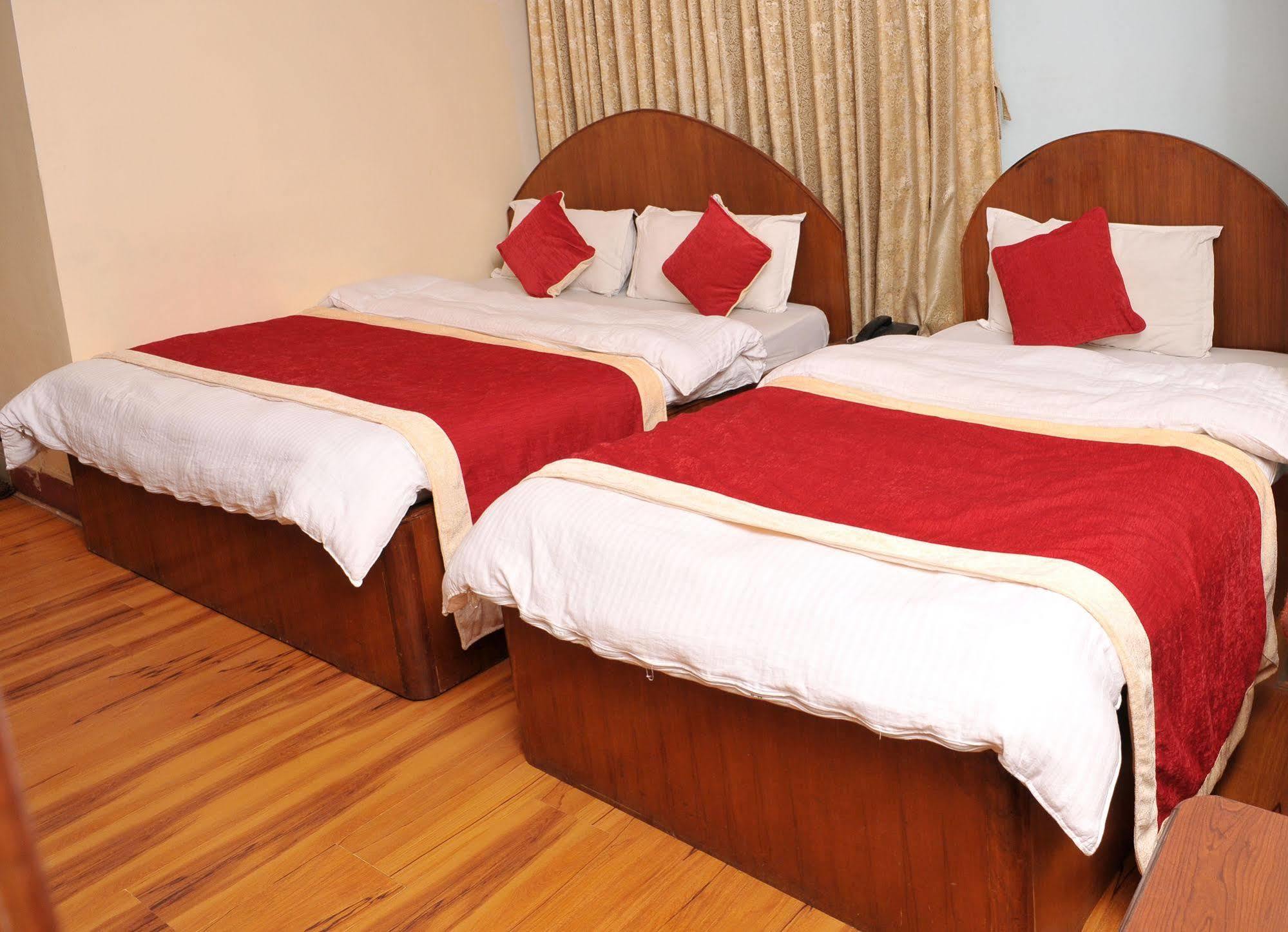 Hotel Brihaspati Katmandu Zewnętrze zdjęcie
