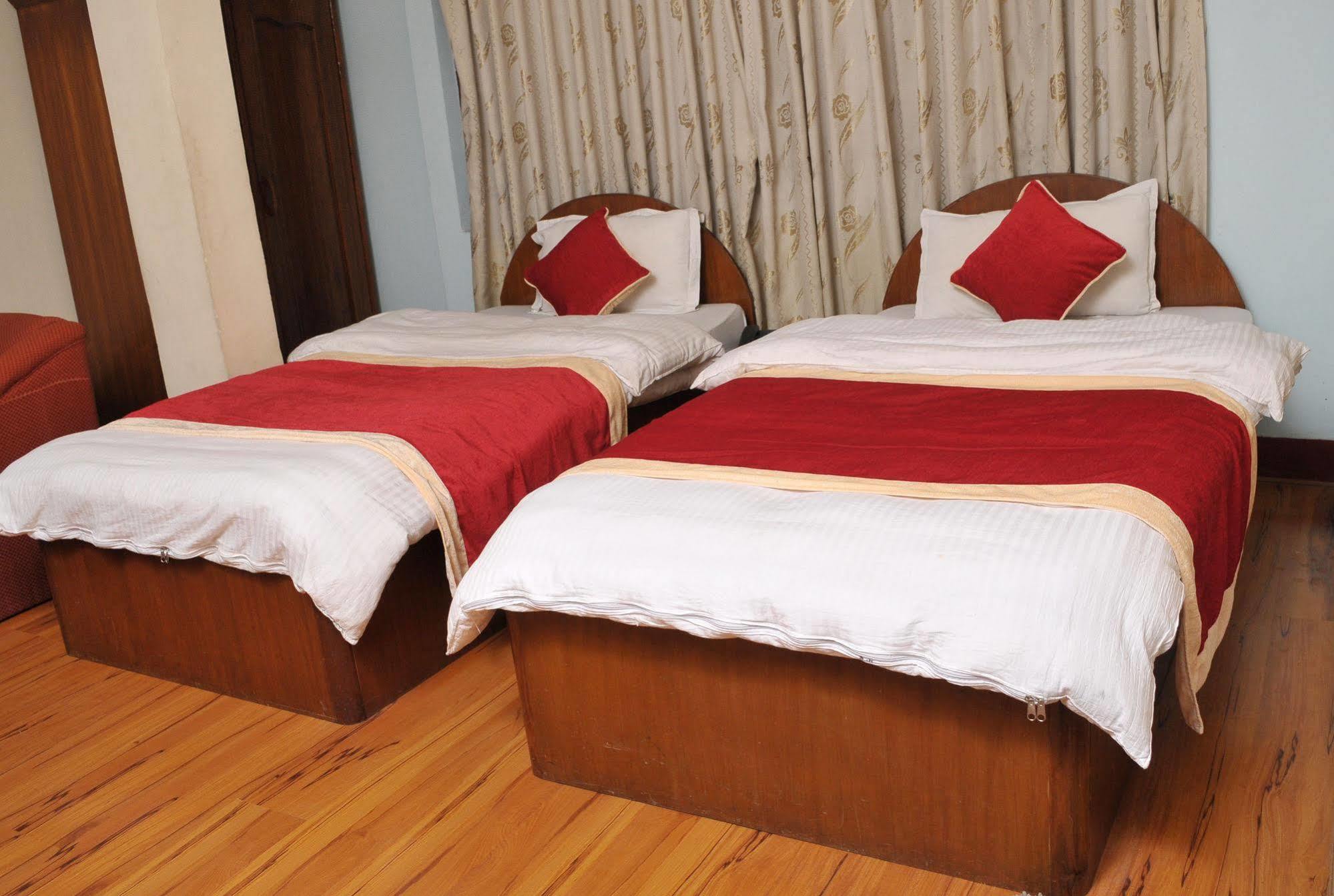 Hotel Brihaspati Katmandu Zewnętrze zdjęcie