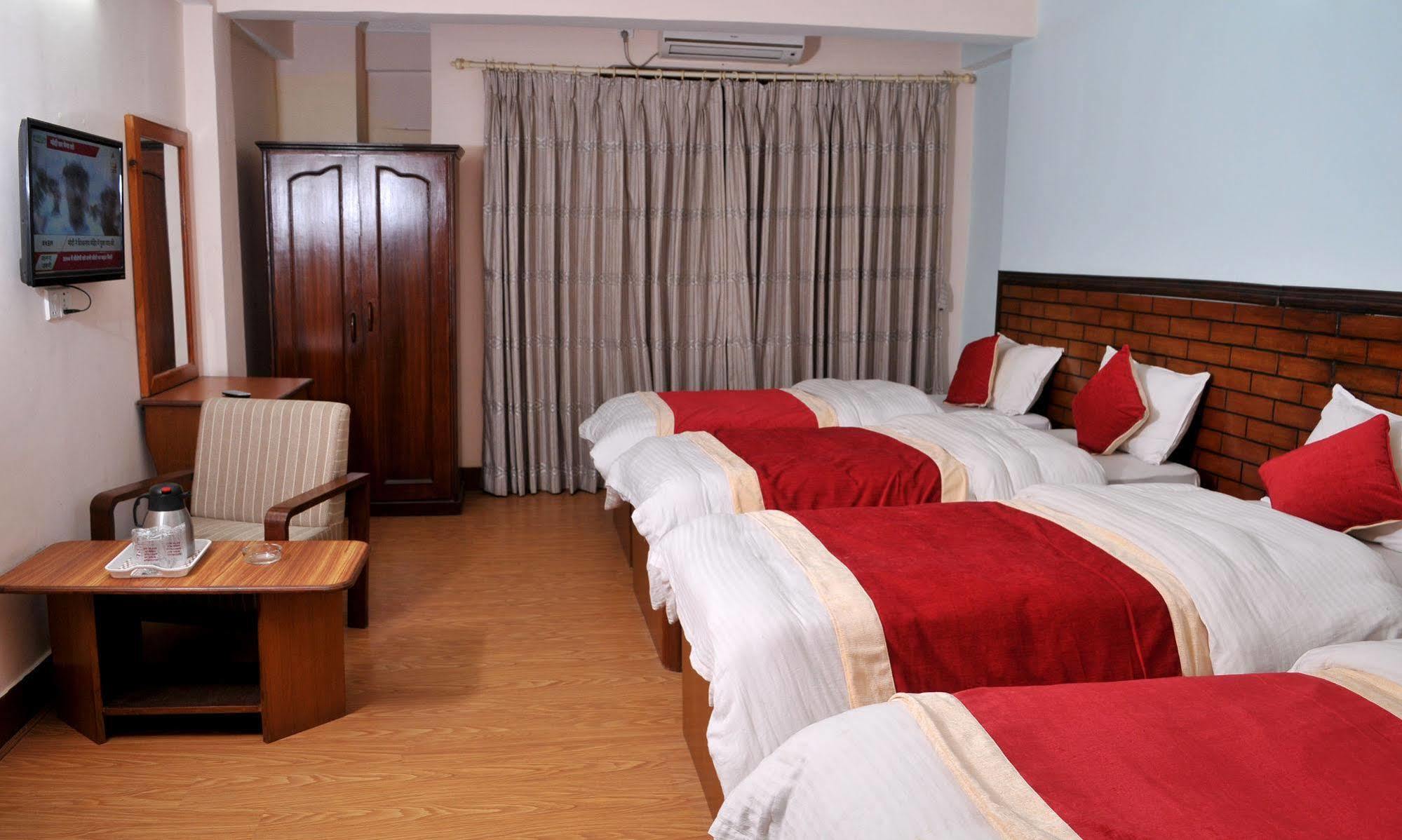 Hotel Brihaspati Katmandu Zewnętrze zdjęcie
